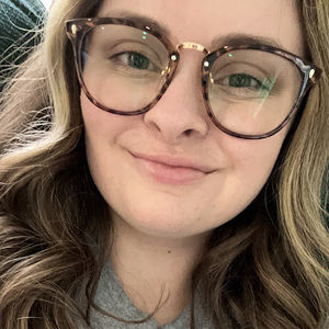 Meet your Posher, Kayla